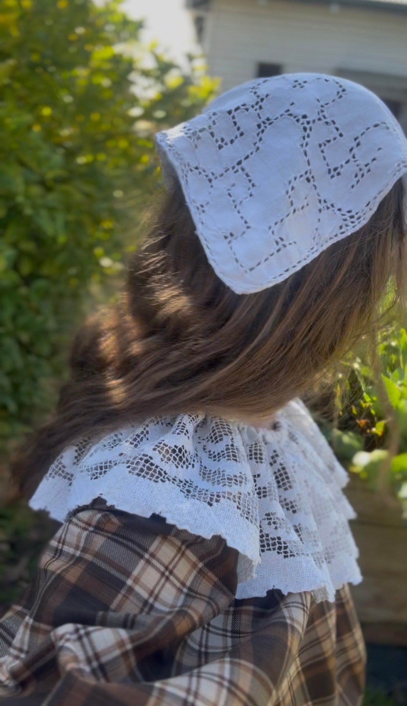 REWORKED - EMBROIDERED FLORAL COTTON HEAD SCARF WHITE