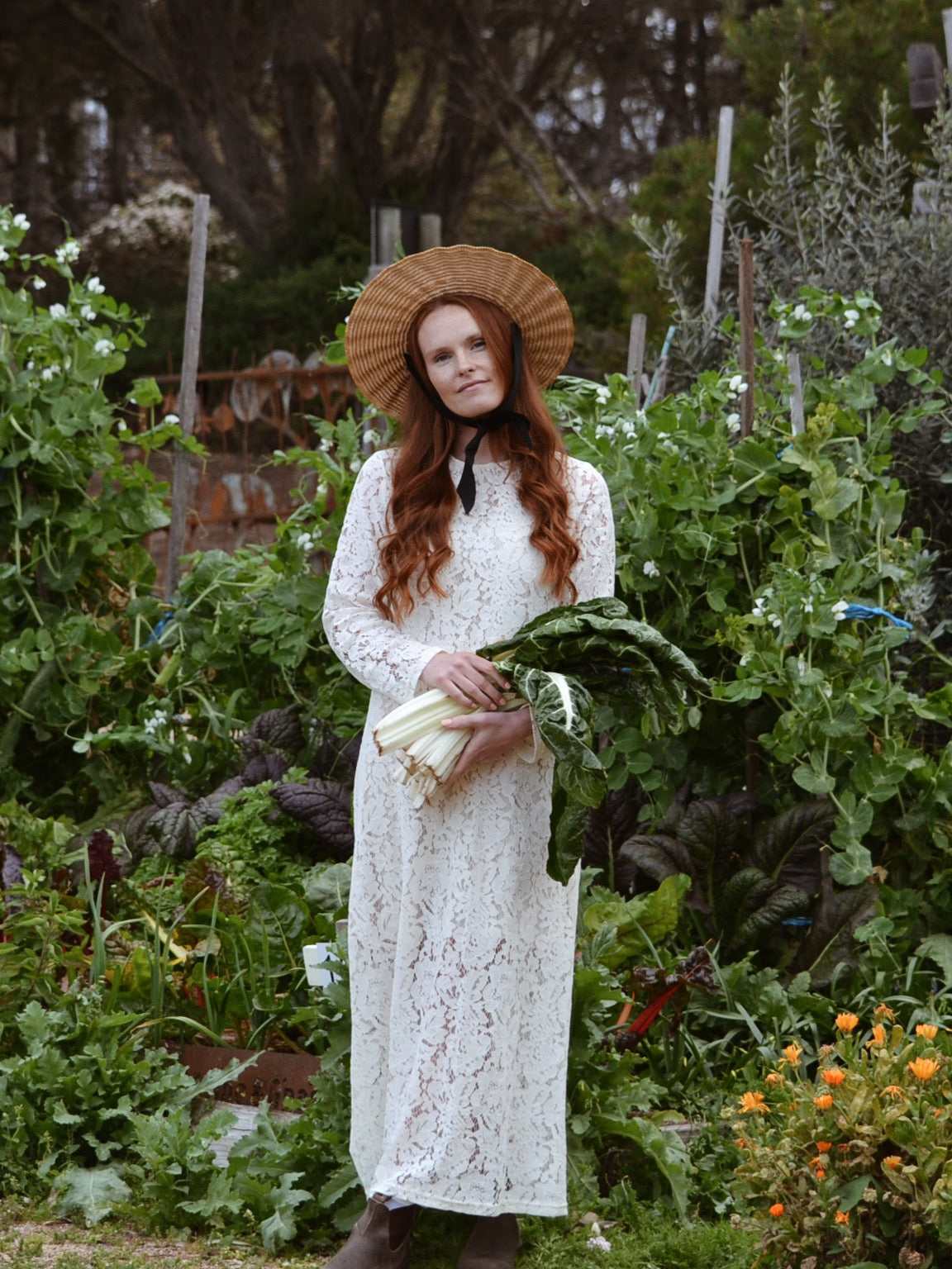 REWORKED - LACE DRESS SIZE 8-10