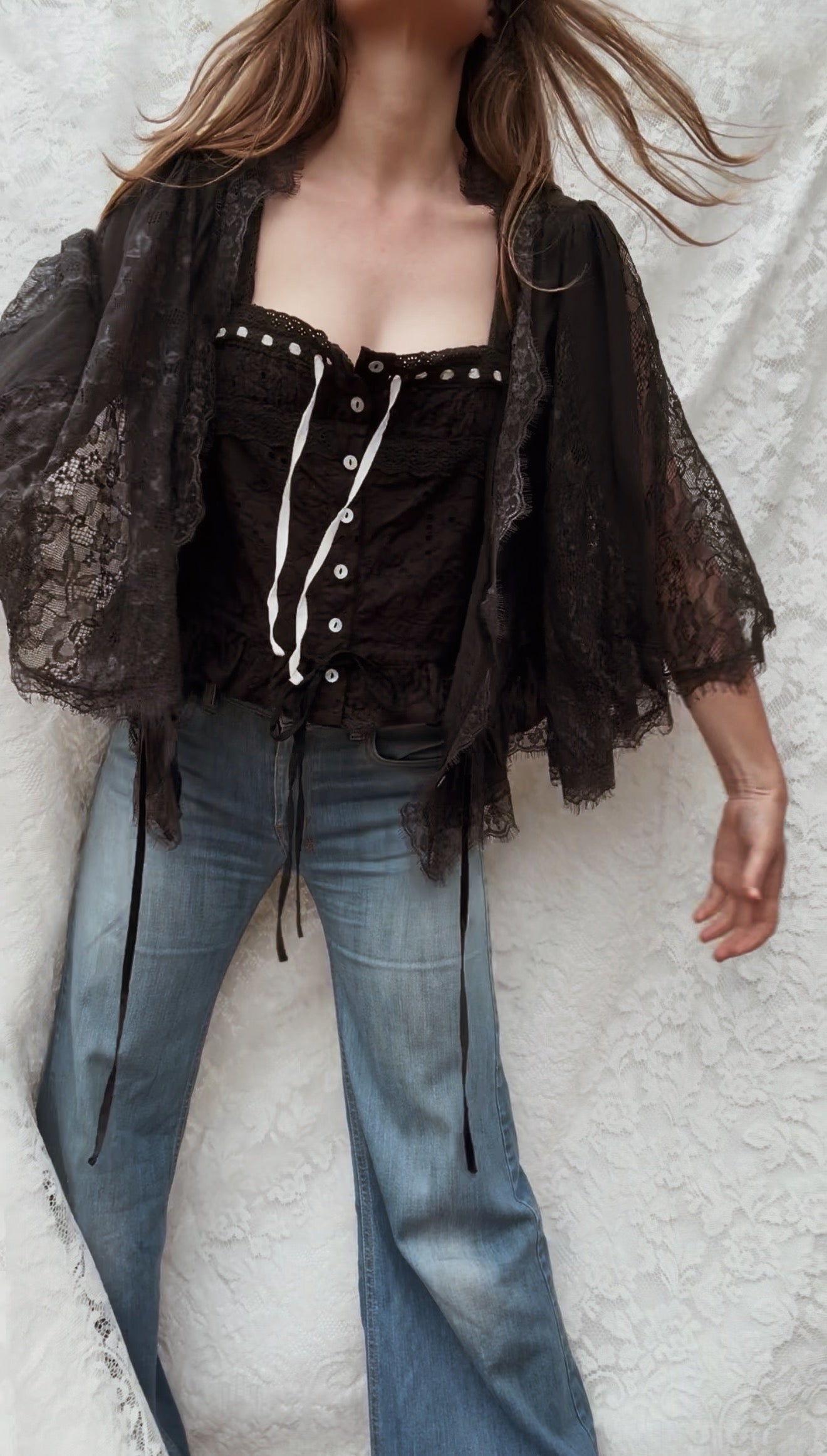 AMORET SILK CAPELET BLOUSE - BLACK