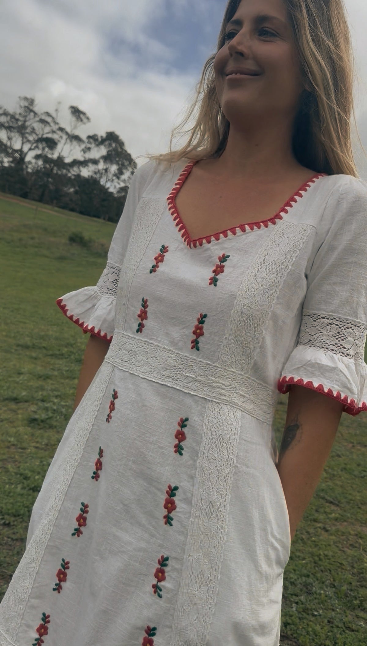 100% COTTON - FOLKLORE EMBROIDERED DRESS