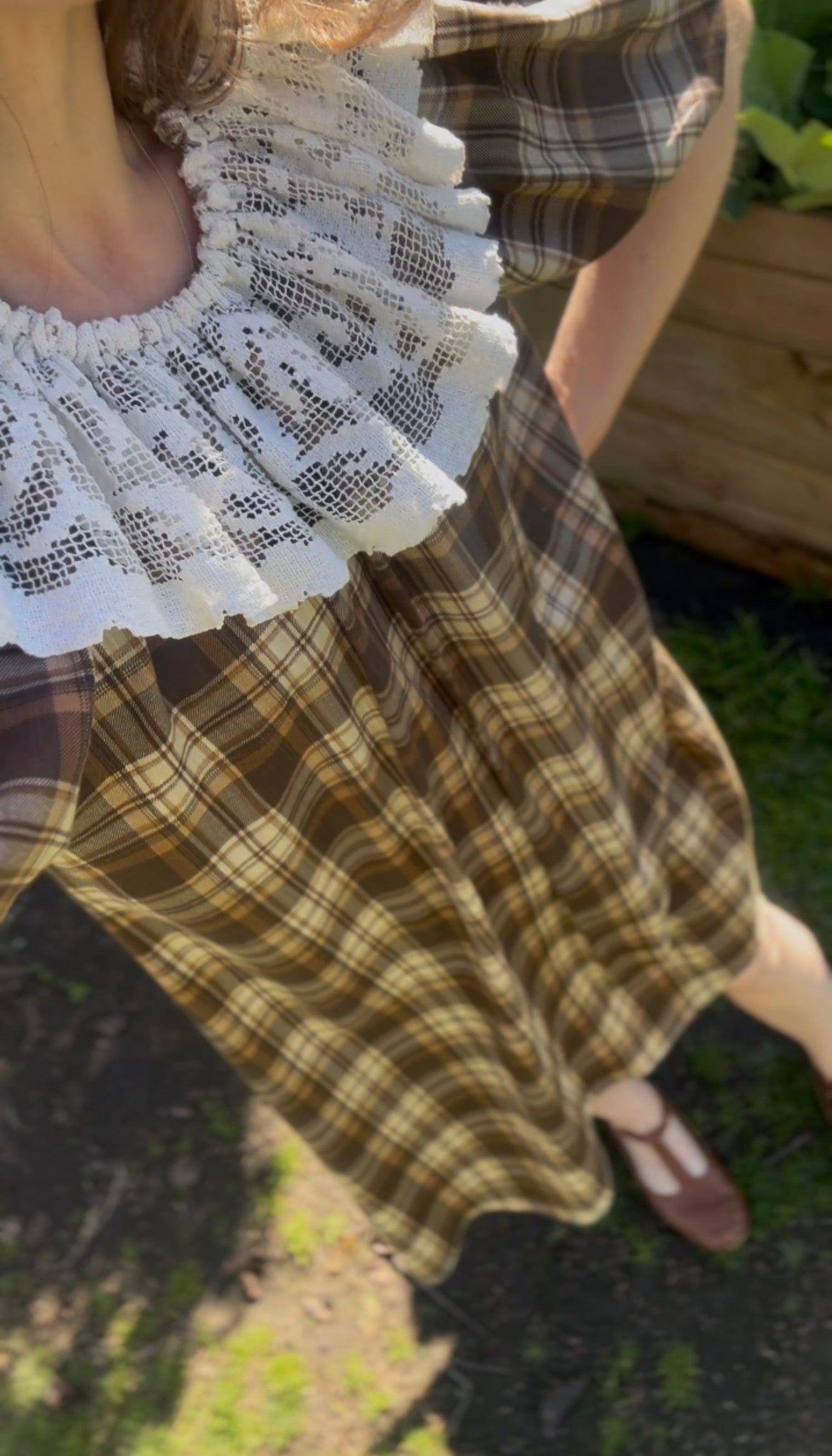 ONE OF A KIND SMOCK DRESS BROWN PLAID - M