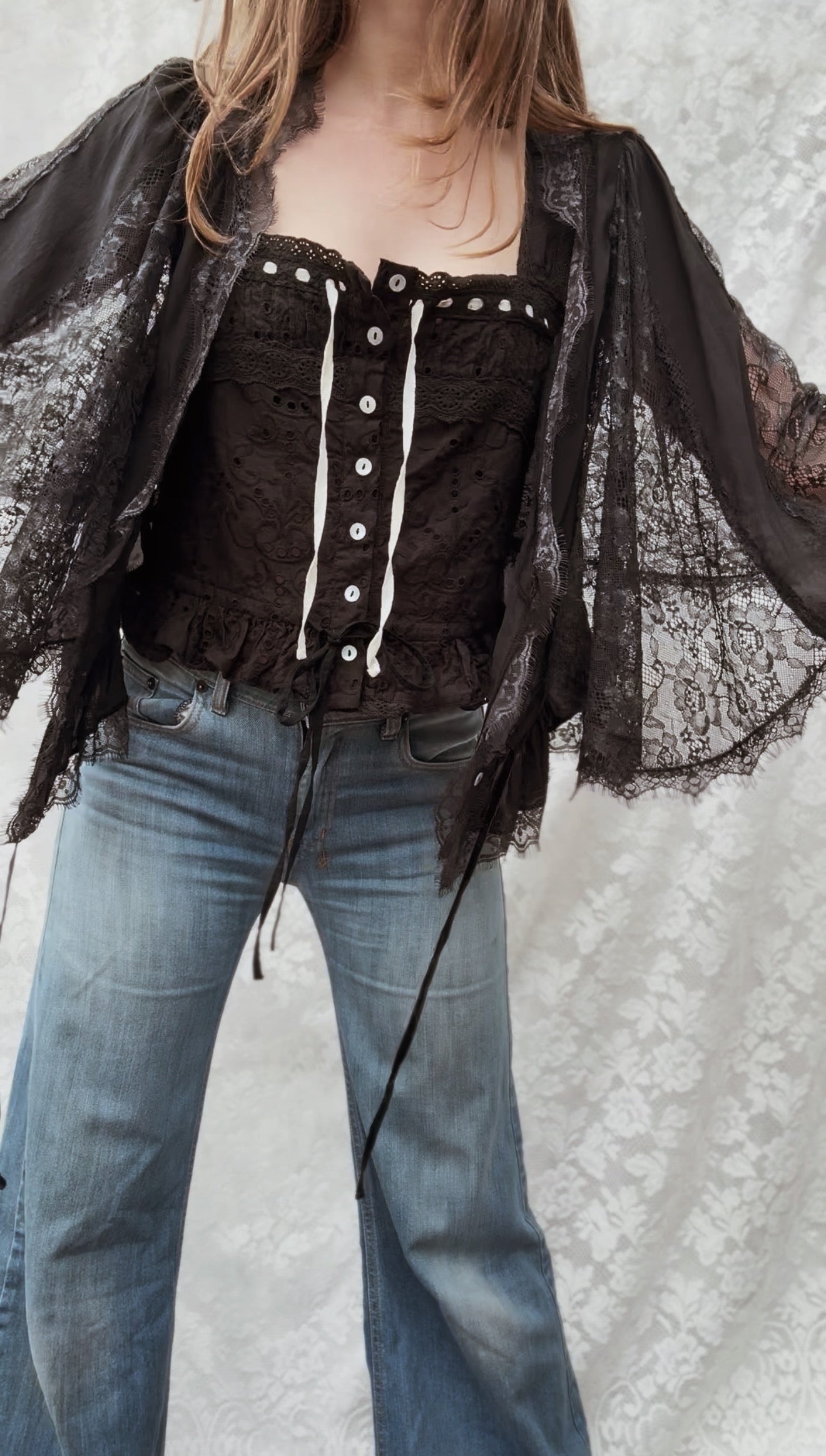 AMORET SILK CAPELET BLOUSE - BLACK