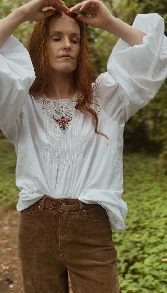 REWORKED WHITE CROSS STITCH EMBROIDERED BLOUSE S-L
