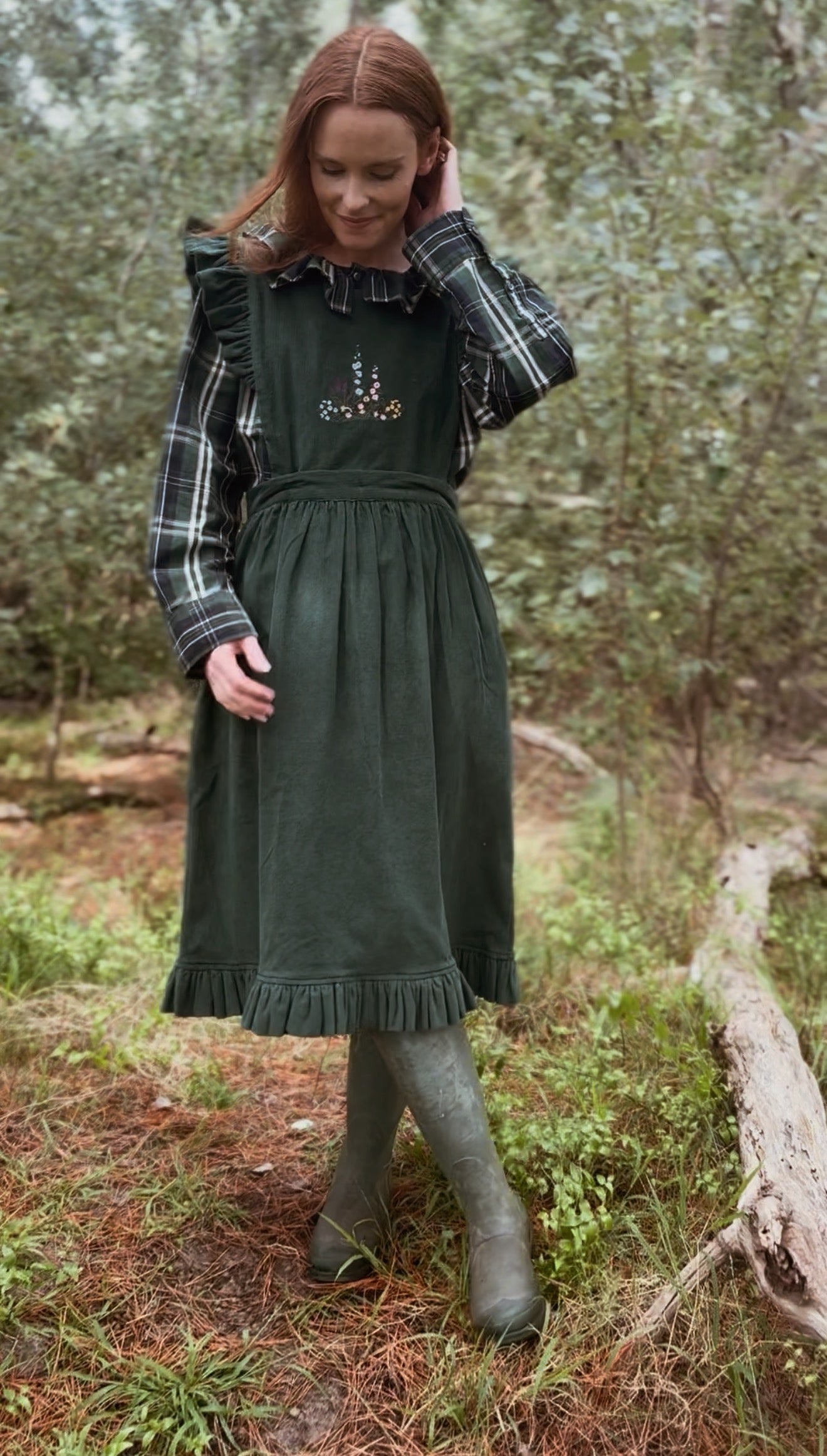 100% RECYCLED COTTON - ANOUK RUFFLE PINAFORE/SKIRT CORDUROY FOREST GREEN