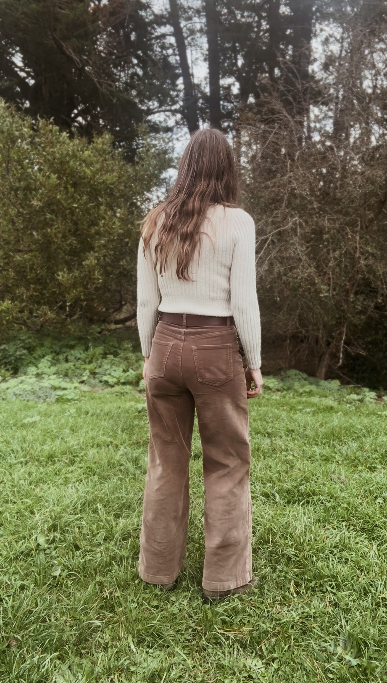 VINTAGE HAND KNIT CROP SWEATER - 1970'S WOOL - XXS