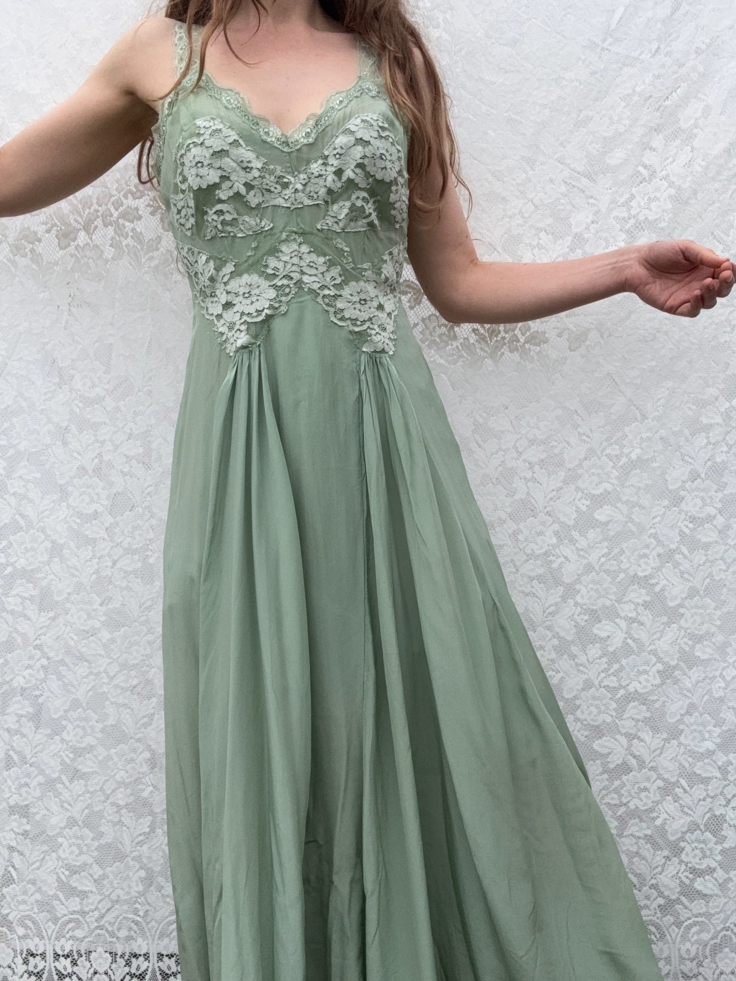 AURORA SILK & LACE DRESS - SAGE