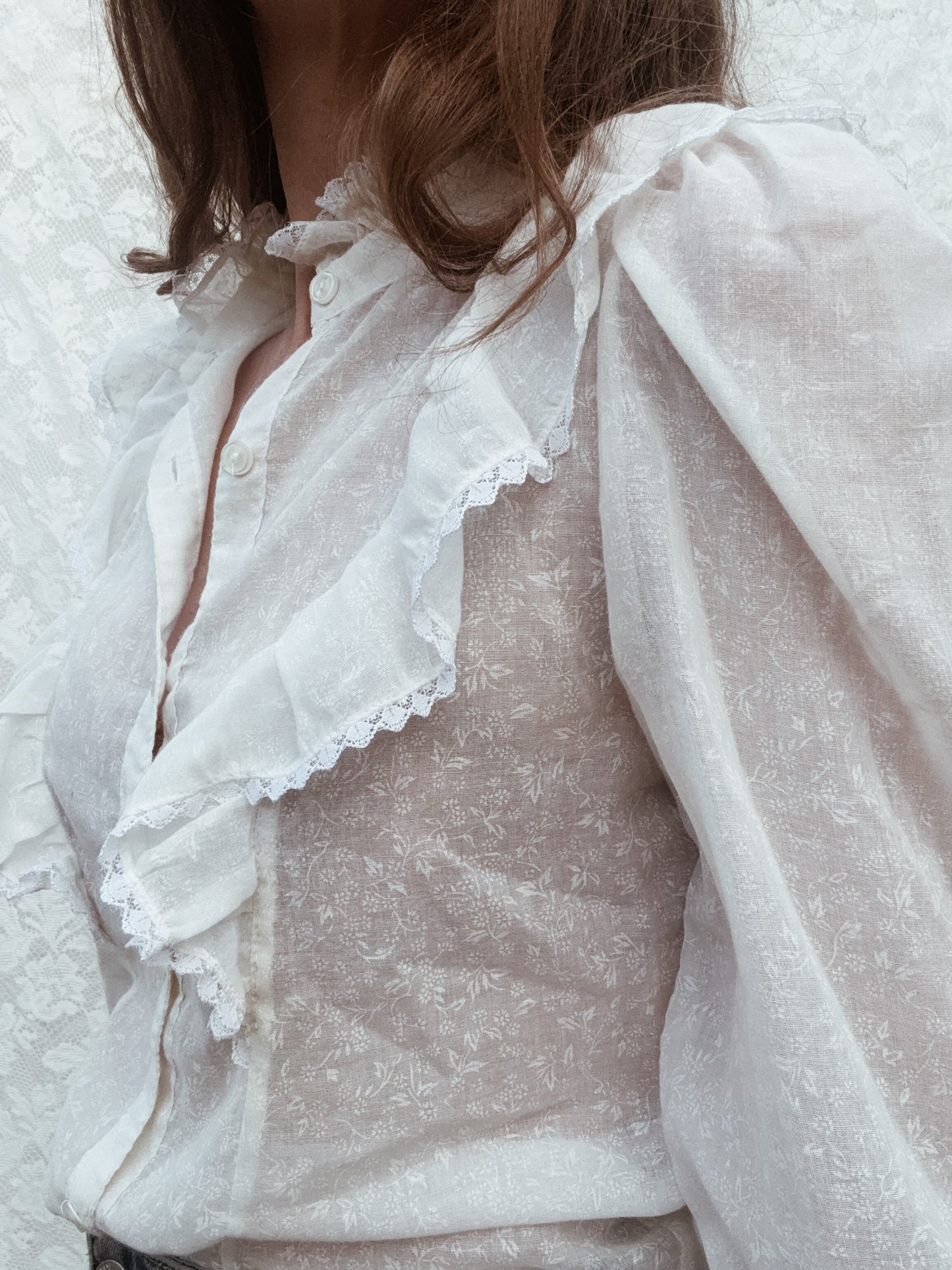 VINTAGE RUFFLE BLOUSE OFF WHITE XS