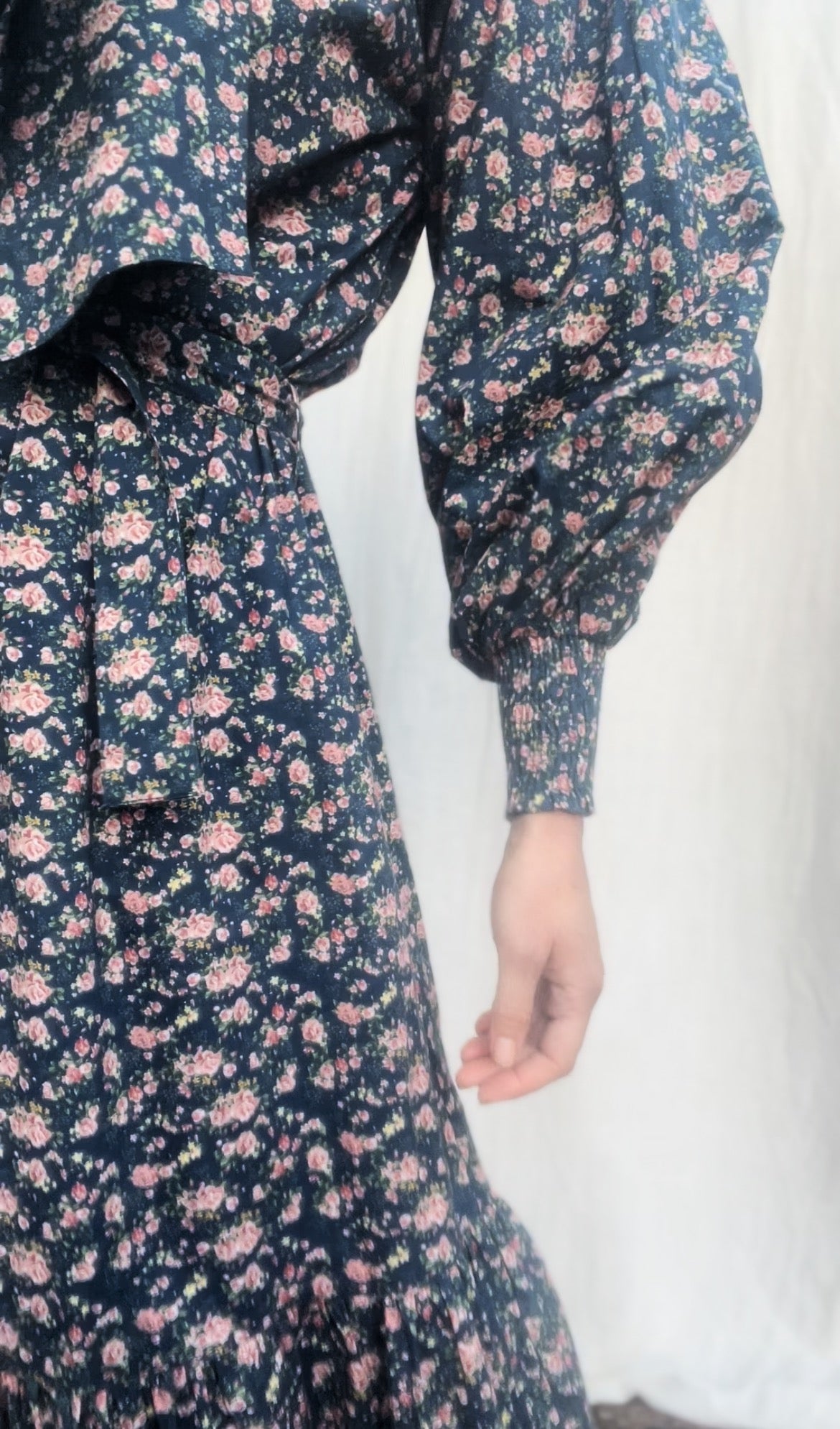 100% RECYCLED COTTON - FLEUR MAXI DRESS PUSSY BOW VINTAGE NAVY FLORAL