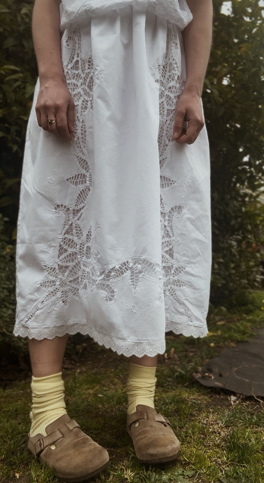 ONE OF A KIND SKIRT WHITE COTTON DETAILED XS-S