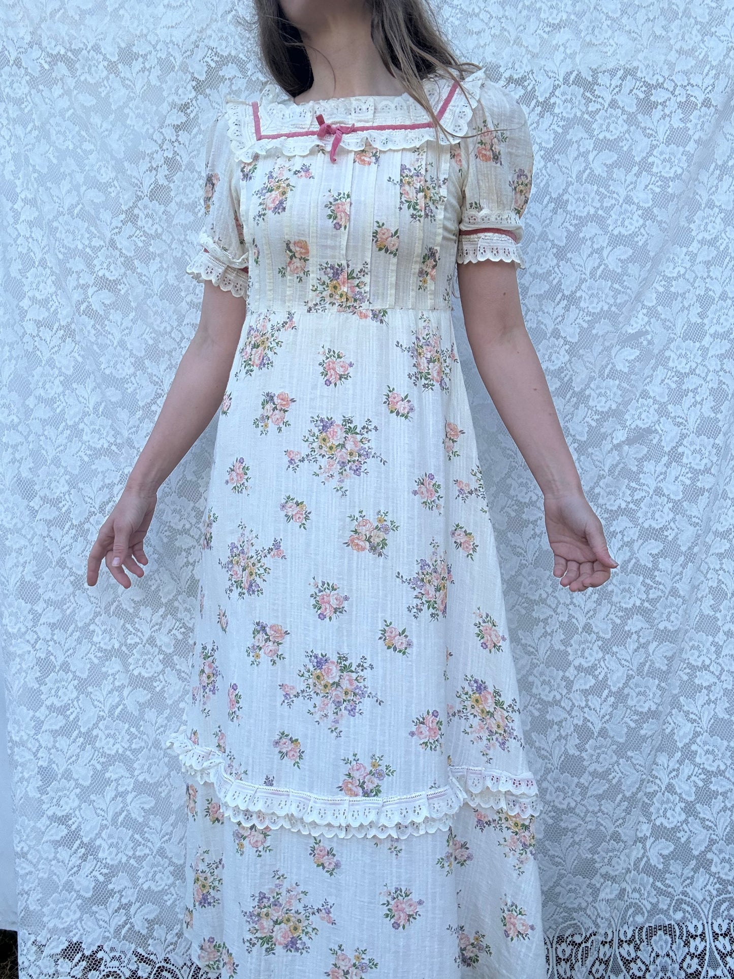 VINTAGE 1970’S PRAIRIE DRESS SIZE XS