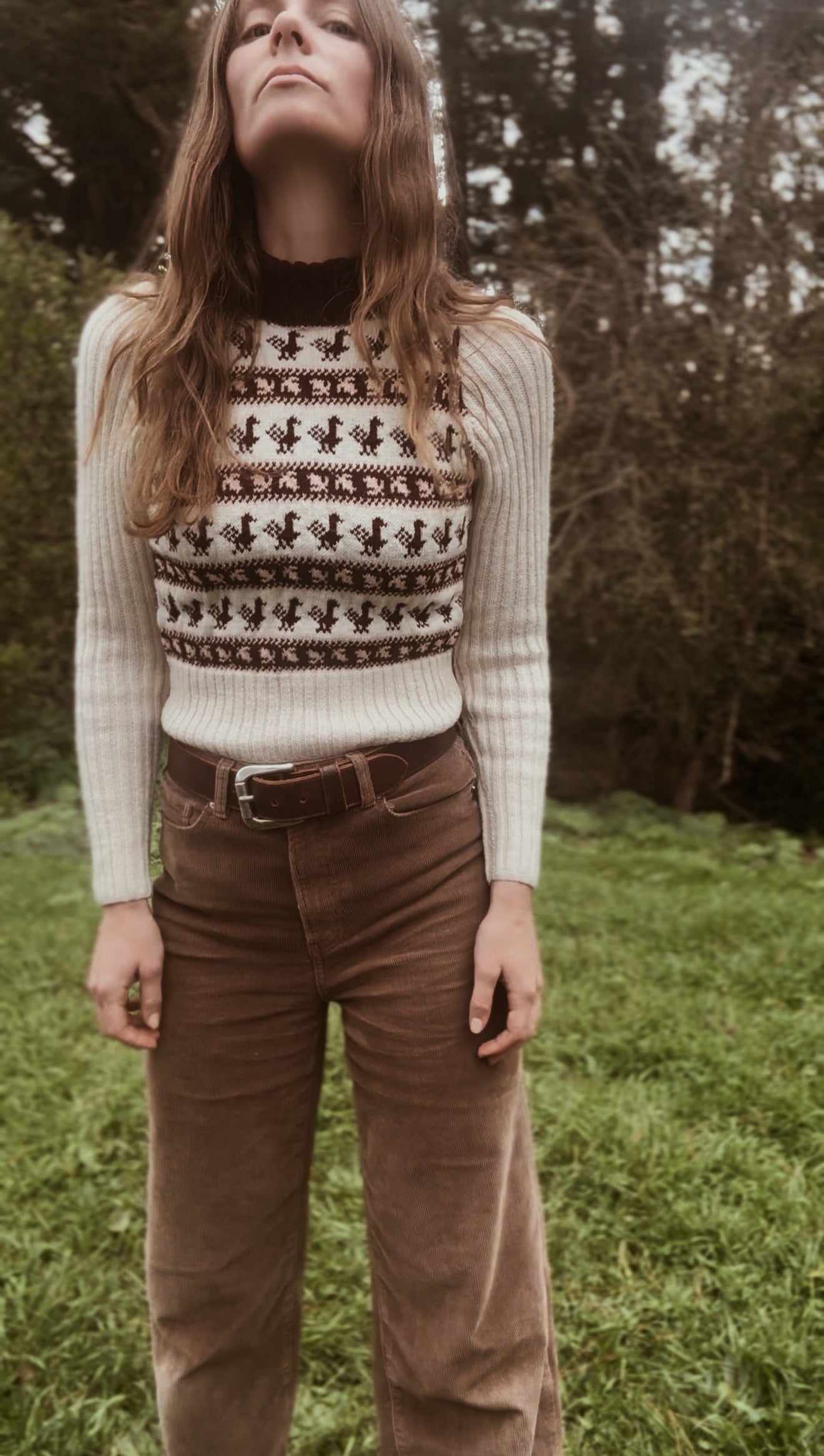 VINTAGE HAND KNIT CROP SWEATER - 1970'S WOOL - XXS