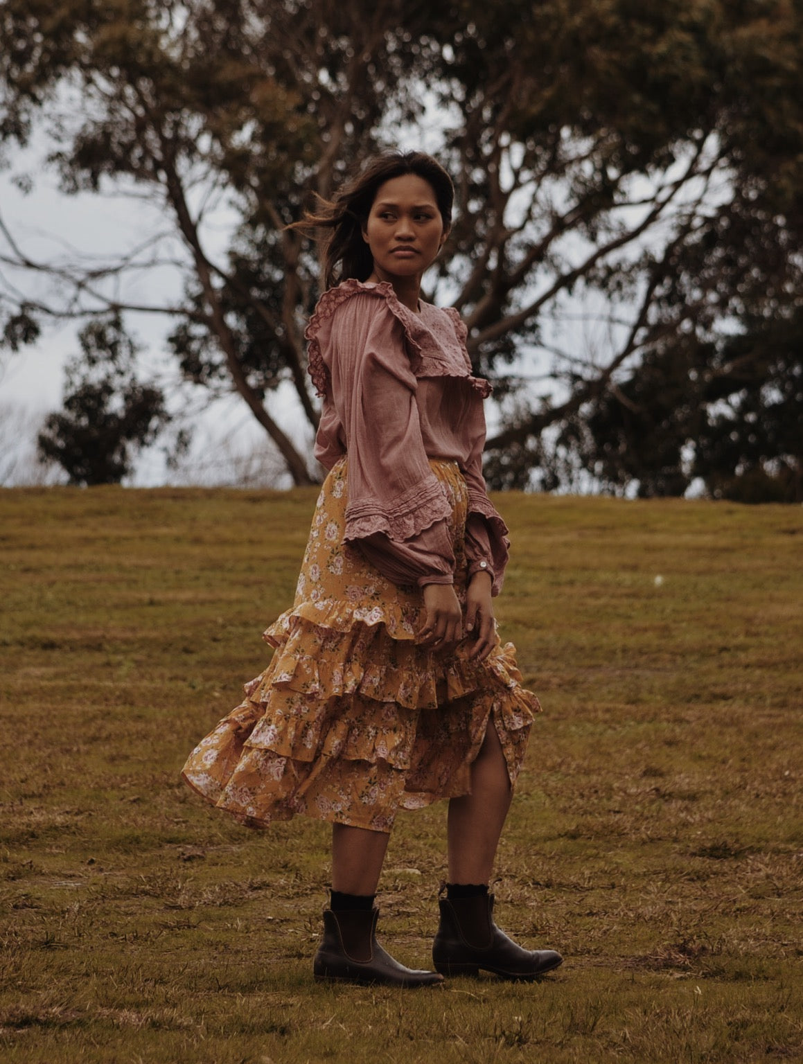 SECOND - POSEY RUFFLE SKIRT GOLD ROSE FLORAL