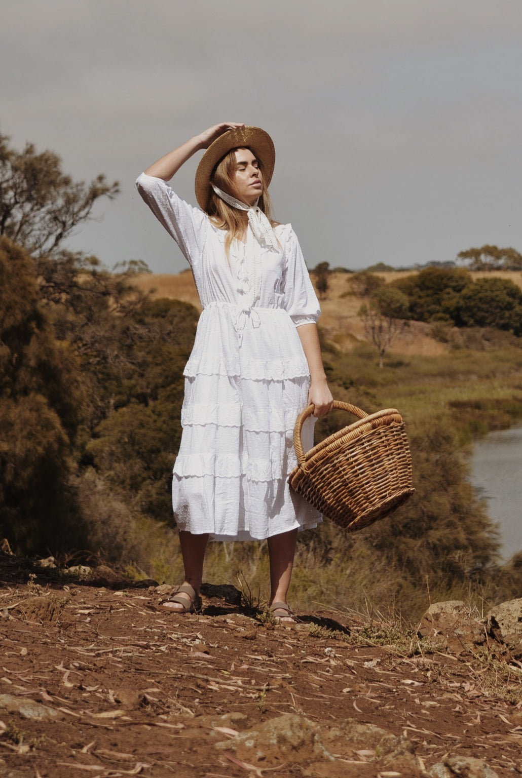 LITTÉRAIRE WHITE COTTON LACE DRESS – ANKOA