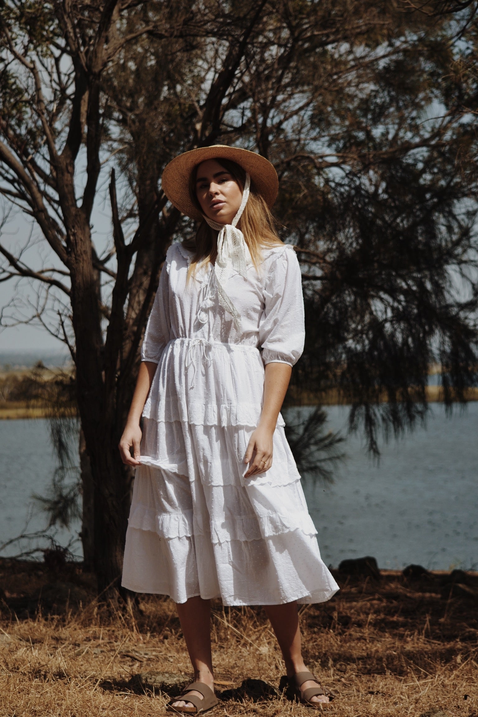 LITTÉRAIRE WHITE COTTON LACE DRESS – ANKOA