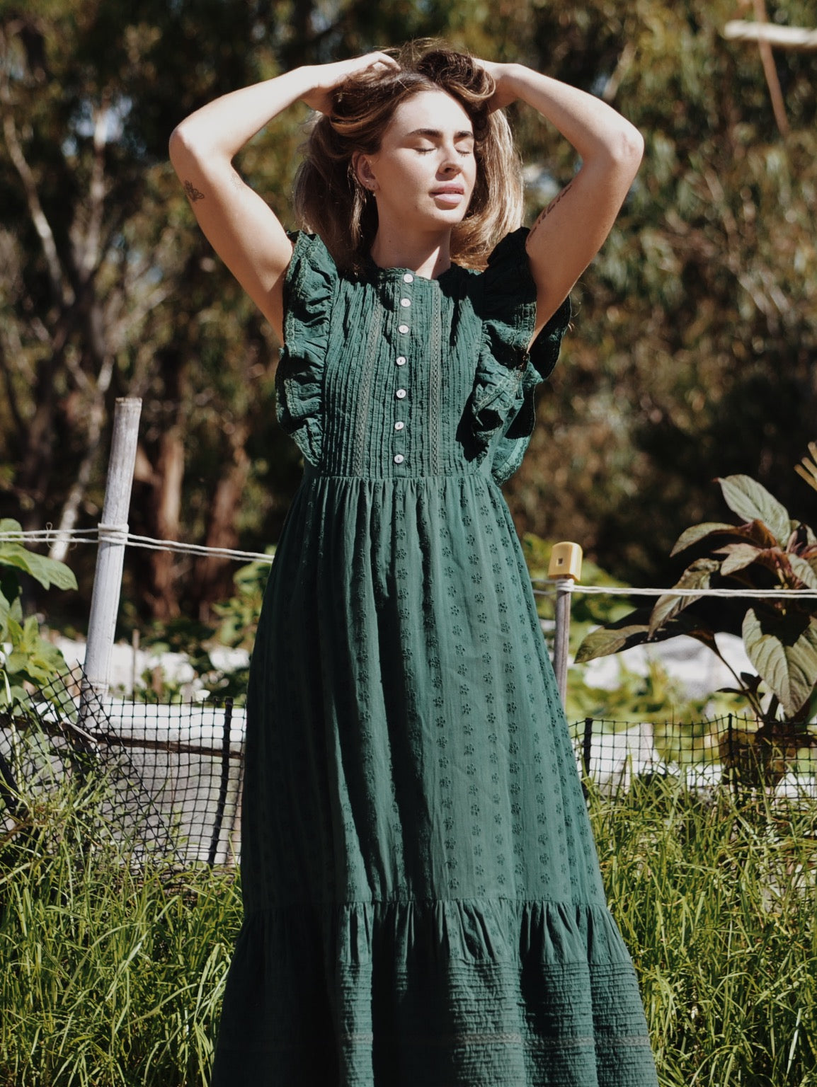 100% RECYCLED COTTON - ARLINGTON DRESS FOREST GREEN BUTTON THROUGH