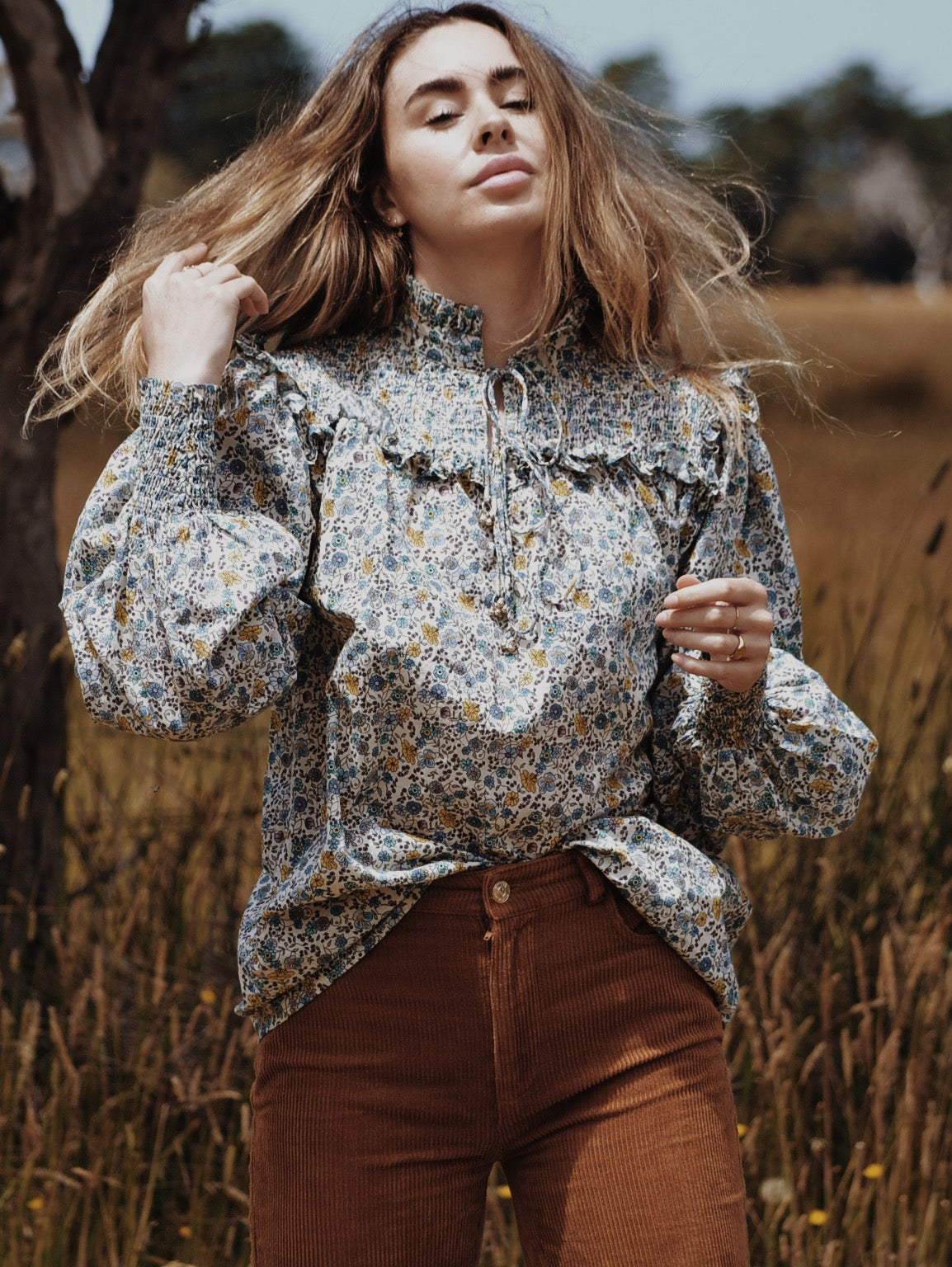 100% RECYCLED COTTON - BAMBI BLOUSE BLUE YELLOW FLORAL